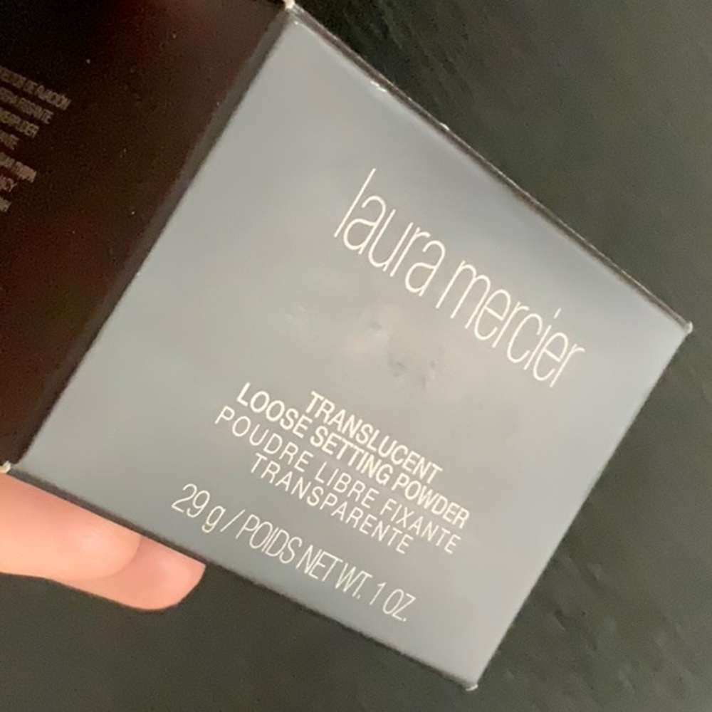 Laura Mercier translucent Loose setting Powder FULL SIZE
